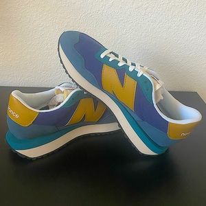 New Balance 237